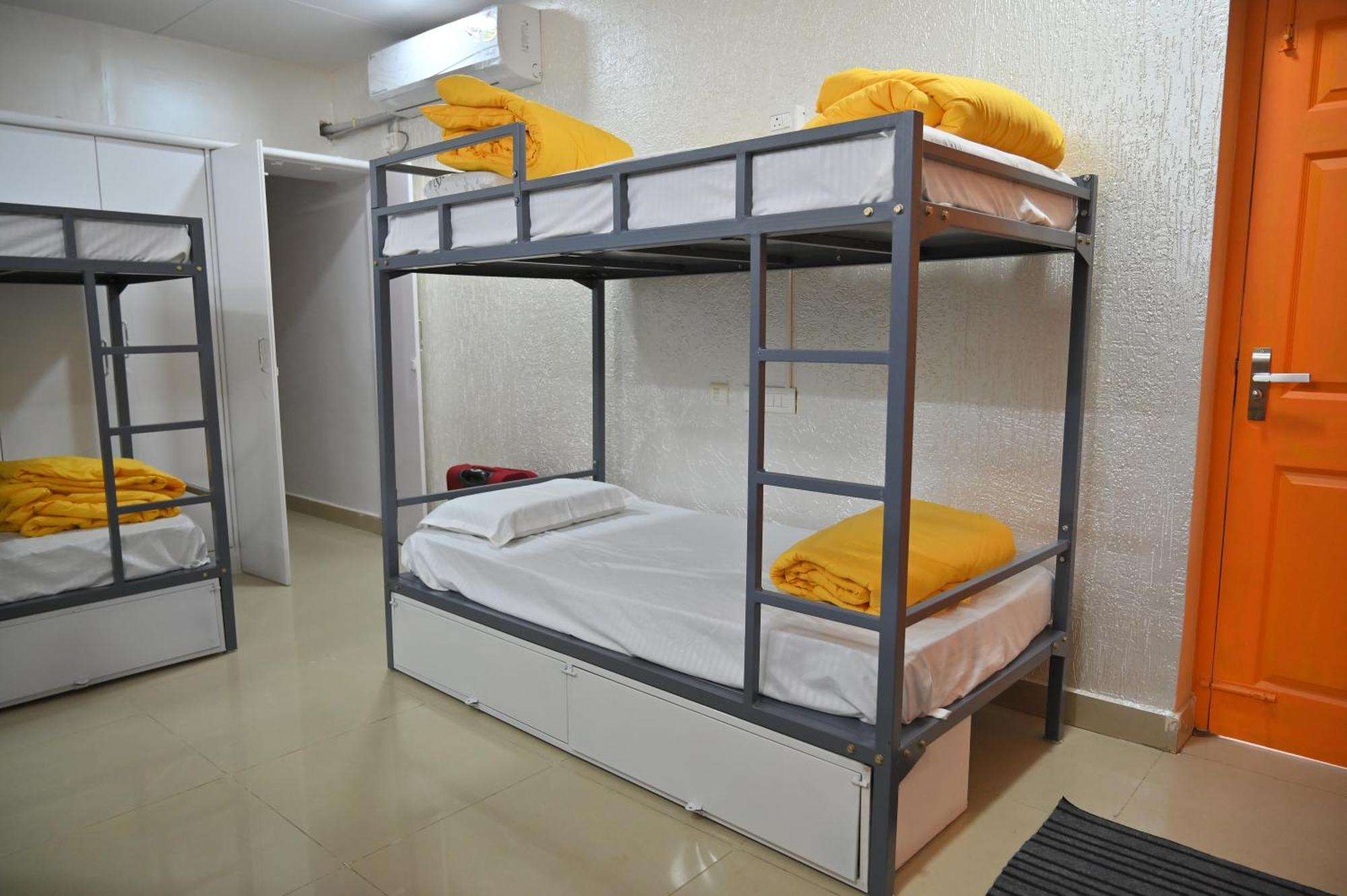 Hotel Hyderabad Wanderers Cave Exteriér fotografie