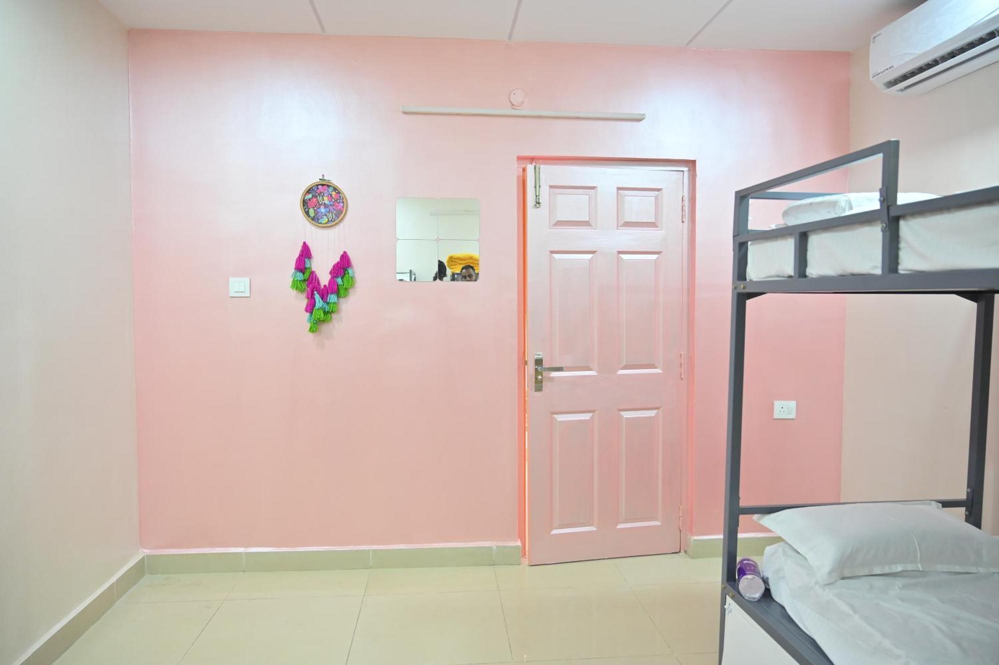 Hotel Hyderabad Wanderers Cave Exteriér fotografie